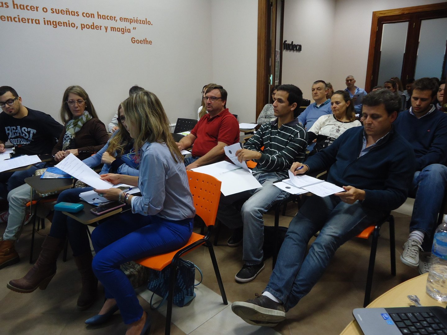 INICIÓ EL CURSO "COMUNICACIÓN DIGITAL PARA EMPRENDEDORES"